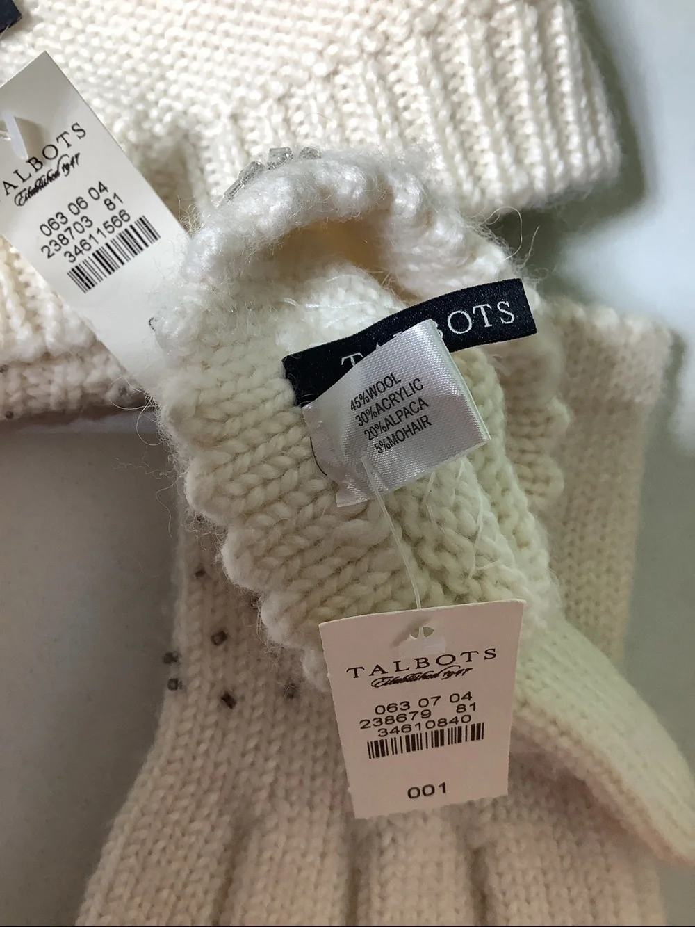 Talbots Alpaca/Mohair/acrylic blend hat and gloves set